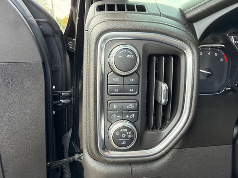 Used 2021 GMC Sierra 1500 SLT AWD/4WD image 20