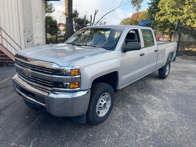 Used 2015 Chevrolet Silverado 2500 W/T RWD image 2