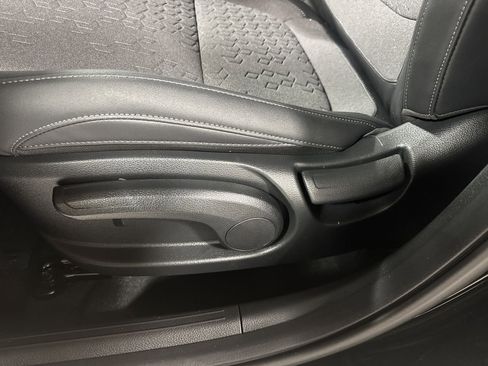 Certified 2025 Kia Seltos S image 14