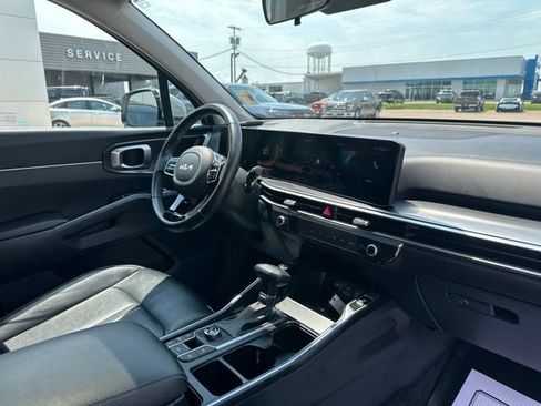 Used 2025 Kia Sorento S w/ Panoramic Sunroof Package FWD image 10