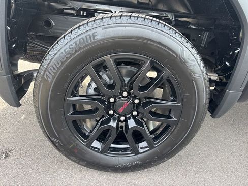 New 2026 GMC Sierra 1500 Elevation image 30