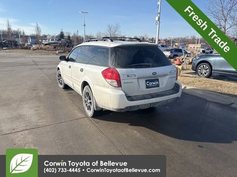 Used 2009 Subaru Outback 2.5i Special Edition image 6