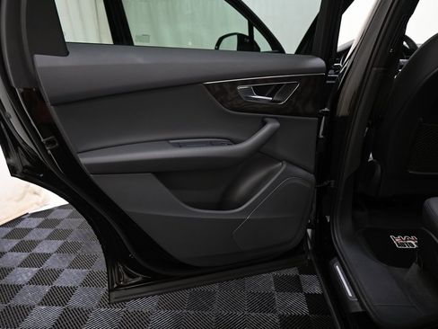 Used 2021 Audi Q7 3.0T Premium image 20