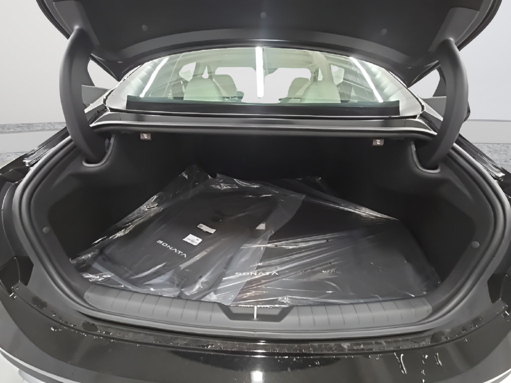 New 2026 Hyundai Sonata Blue FWD image 18