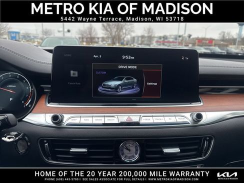 Used 2020 Kia K900 Luxury w/ VIP Package AWD/4WD image 21