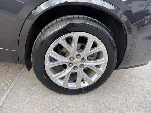 Used 2020 Cadillac XT6 Premium Luxury FWD image 37