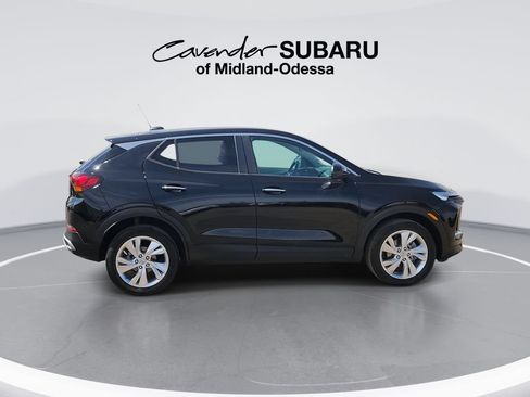 Used 2025 Buick Encore GX Preferred AWD/4WD image 9