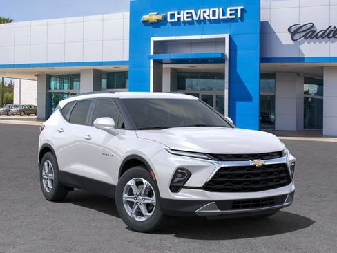 New 2025 Chevrolet Blazer LT w/ Convenience Package image 8