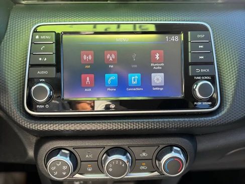Used 2021 Nissan Kicks S FWD image 13