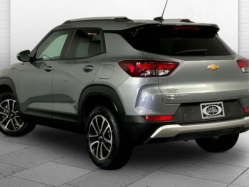 Used 2025 Chevrolet TrailBlazer LT AWD/4WD image 11