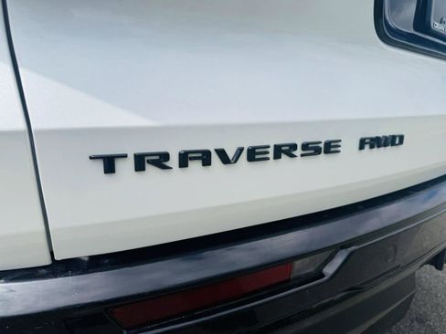 Used 2024 Chevrolet Traverse RS w/ LPO, Floor Liner Package image 20