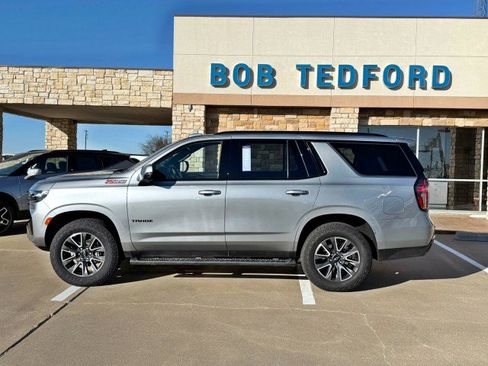 Certified 2024 Chevrolet Tahoe Z71 w/ Luxury Package image 2