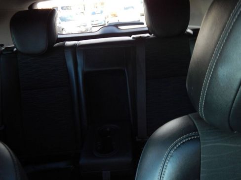 Used 2016 Buick Encore Convenience FWD image 41
