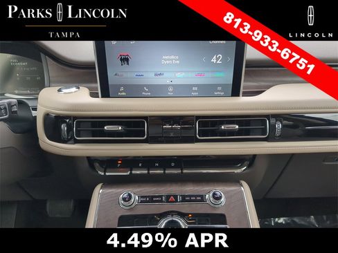 Certified 2022 Lincoln Aviator Reserve w/ Elements Package Plus image 18