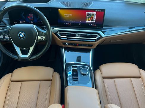 Used 2023 BMW i4 eDrive35 RWD image 15