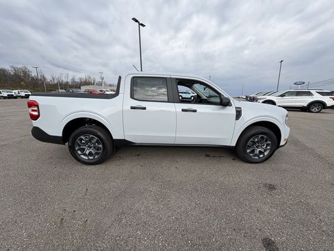 New 2025 Ford Maverick XLT image 6