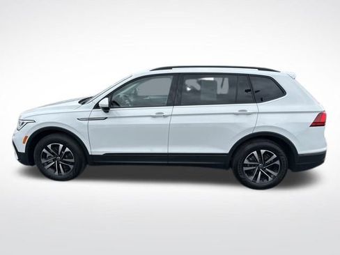 Used 2024 Volkswagen Tiguan S image 3