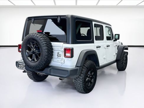 Used 2022 Jeep Wrangler Unlimited Sport AWD/4WD image 4