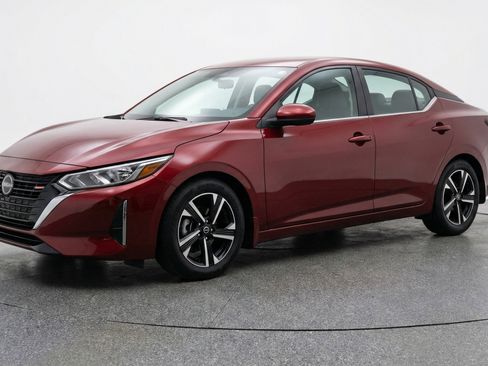 Used 2025 Nissan Sentra SV FWD image 3