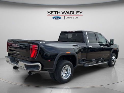 Used 2024 GMC Sierra 3500 SLT w/ SLT Premium Package image 2