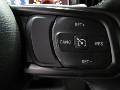 Used 2021 Jeep Wrangler Unlimited Sport AWD/4WD image 23