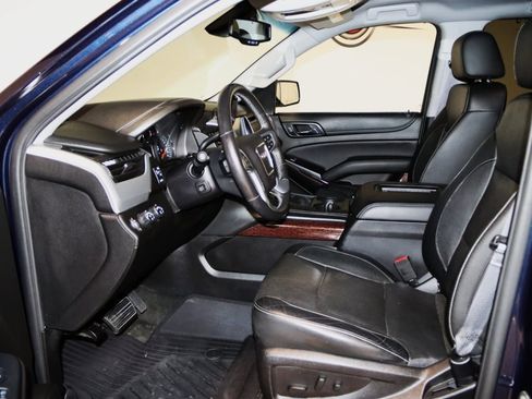 Used 2017 GMC Yukon SLT image 33