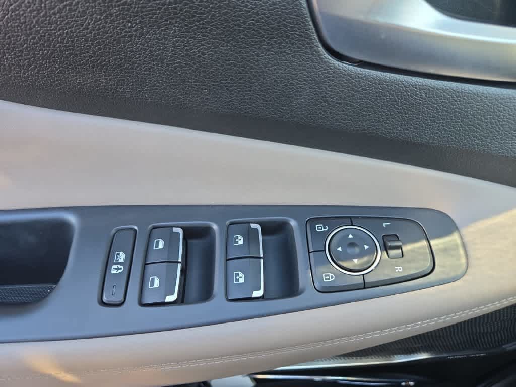 Used 2023 Hyundai Santa Fe SEL w/ Premium Package AWD/4WD image 18