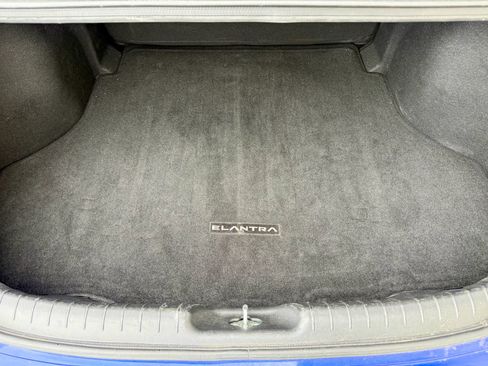 Used 2024 Hyundai Elantra SE image 6