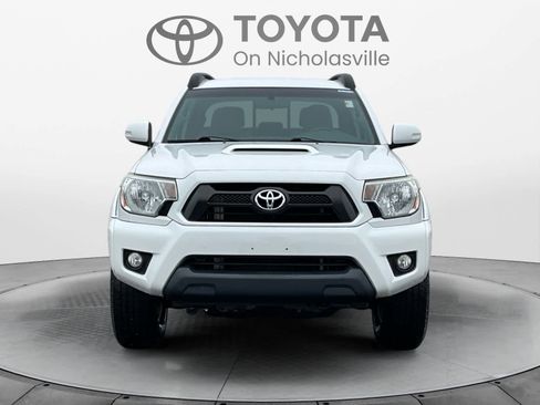 Used 2015 Toyota Tacoma 4x4 Double Cab w/ TRD Sport Package image 9