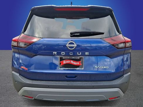 Used 2023 Nissan Rogue SV AWD/4WD image 5