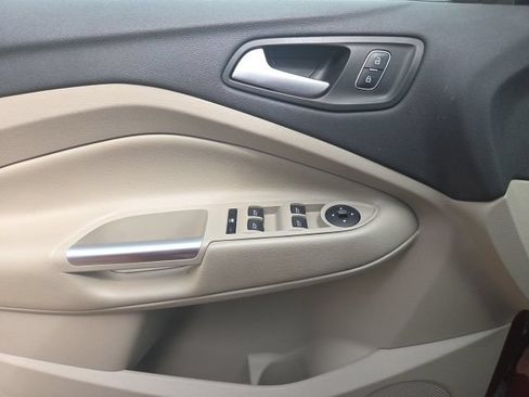 Used 2018 Ford Escape SE FWD image 8