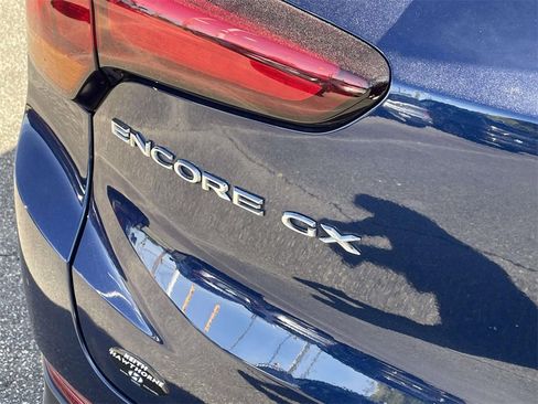 Used 2023 Buick Encore GX Essence w/ Experience Buick Package image 10