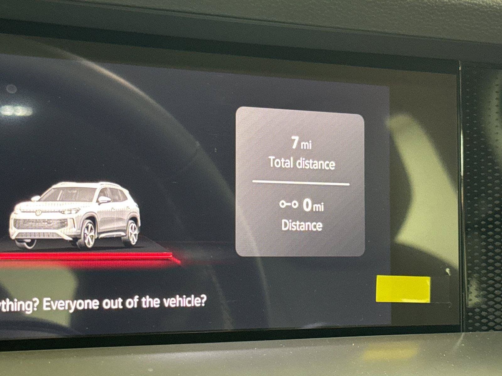 New 2026 Volkswagen Tiguan SE AWD/4WD image 26