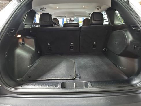 Used 2020 Jeep Cherokee Limited image 14