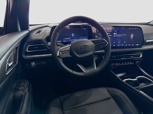 New 2026 Chevrolet Traverse LT w/ Midnight/Sport Edition AWD/4WD image 23