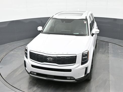 Used 2021 Kia Telluride SX w/ SX Prestige Package image 38