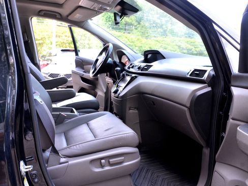 Used 2015 Honda Odyssey EX-L image 12