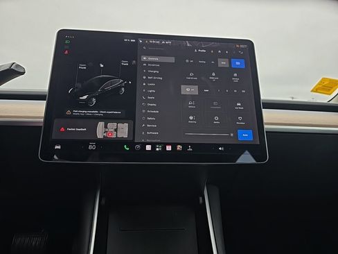 Used 2018 Tesla Model 3 AWD/4WD image 18