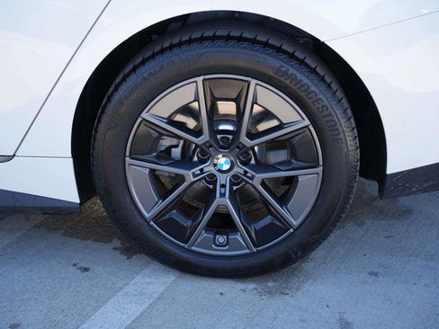 Used 2025 BMW i4 eDrive40 w/ Premium Package image 6