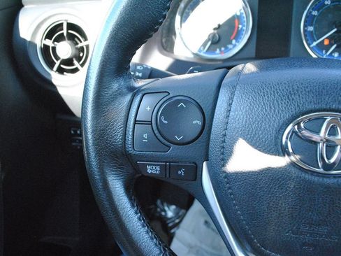 Used 2019 Toyota Corolla SE FWD image 17