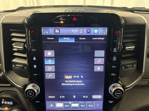 Used 2025 RAM 1500 Laramie w/ Sport Appearance Package AWD/4WD image 14
