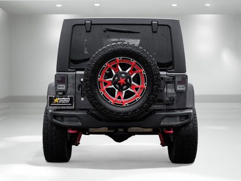 Used 2017 Jeep Wrangler Unlimited Rubicon image 7