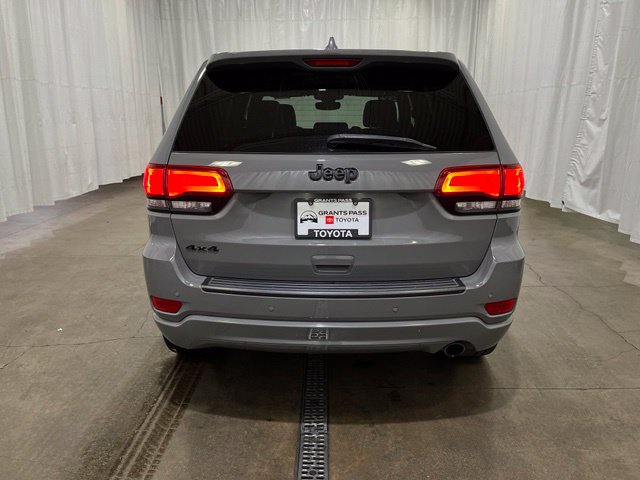 Used 2020 Jeep Grand Cherokee Altitude AWD/4WD image 6