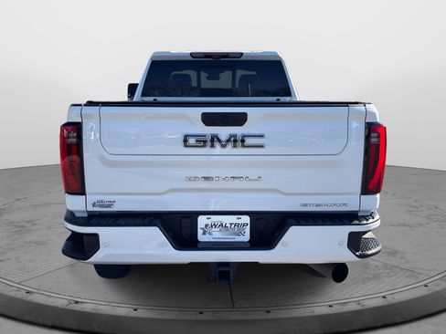 Certified 2024 GMC Sierra 2500 Denali Ultimate image 7
