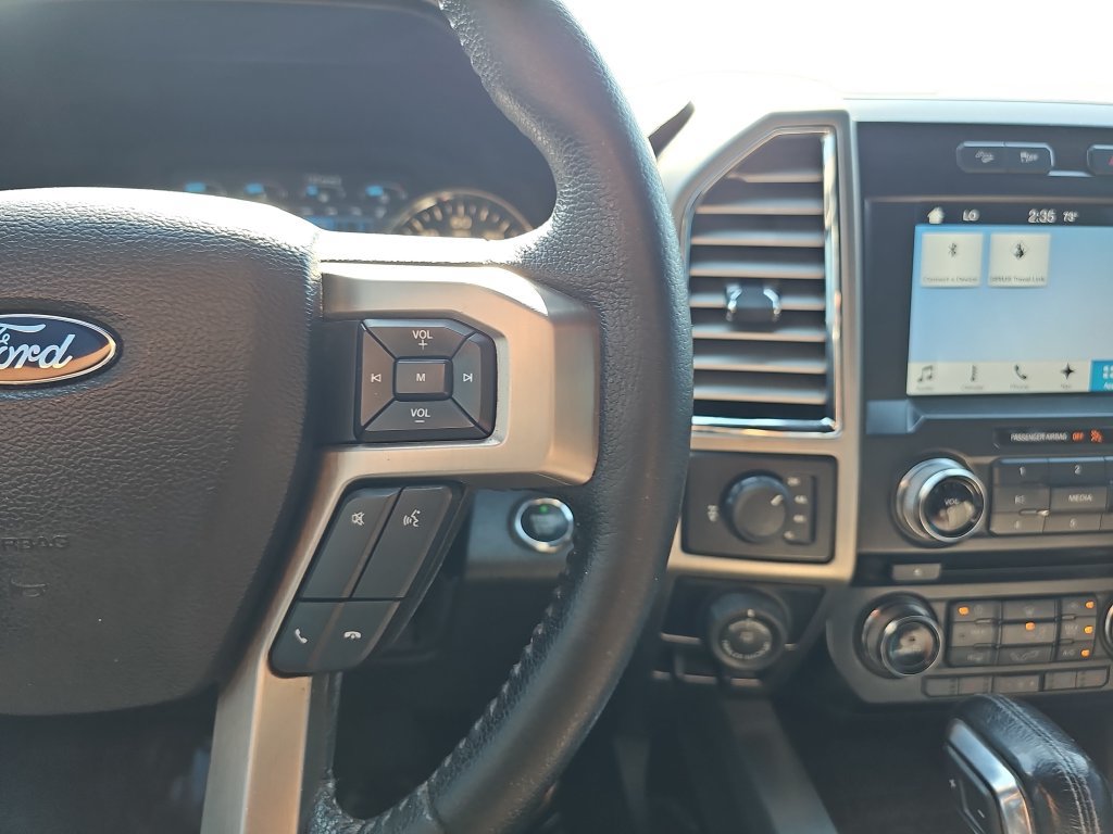 Used 2016 Ford F150 Platinum w/ Equipment Group 701A Luxury AWD/4WD image 18
