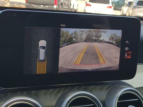 Used 2021 Mercedes-Benz GLC 300 image 20