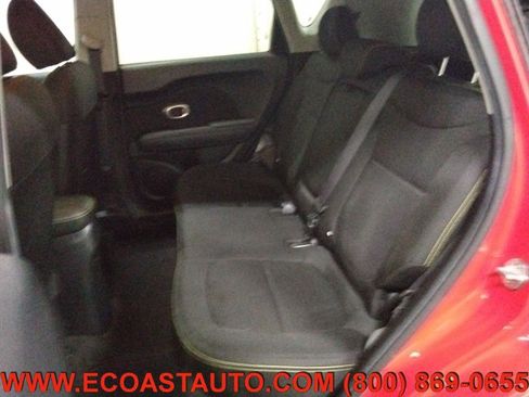 Used 2015 Kia Soul + FWD image 13