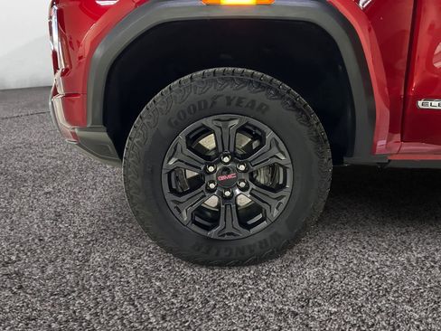 Used 2025 GMC Canyon Elevation w/ Convenience Package image 18