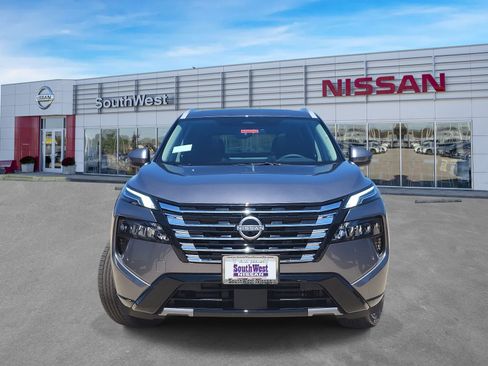 New 2026 Nissan Rogue Platinum AWD/4WD image 2