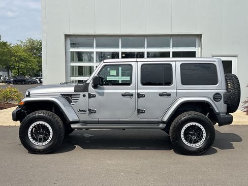 Certified 2021 Jeep Wrangler Unlimited Sahara AWD/4WD image 2